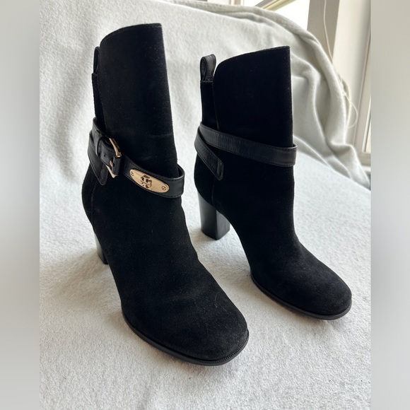 Tory Burch Robynne Black Suede Heel Boots‎ with Gold Buckle Size 8 M - Picture 9 of 12